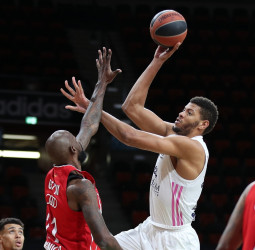 Yabusele y Tavares, MVP`s de la jornada 20 de la EuroLeague