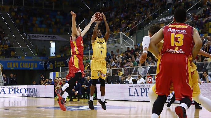El Herbalife Gran Canaria reacciona y derrota a UCAM Murcia (87-75)
