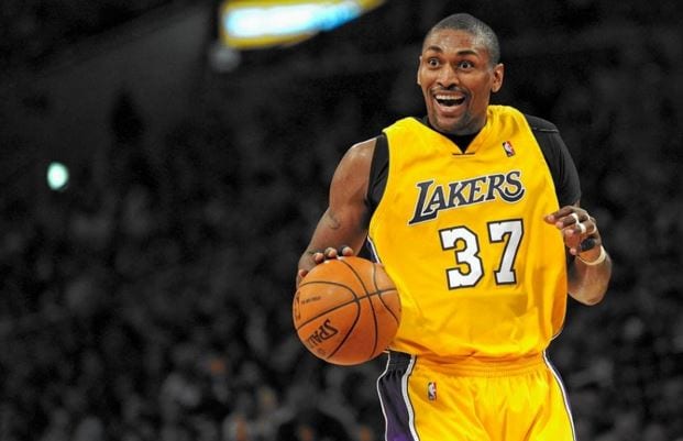 Los Lakers le ofrecen a Metta World Peace un puesto en el cuerpo técnico