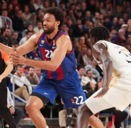 El Barça de Grimau tira de orgullo y logra derrotar con total merecimiento al Real Madrid (83-78)
