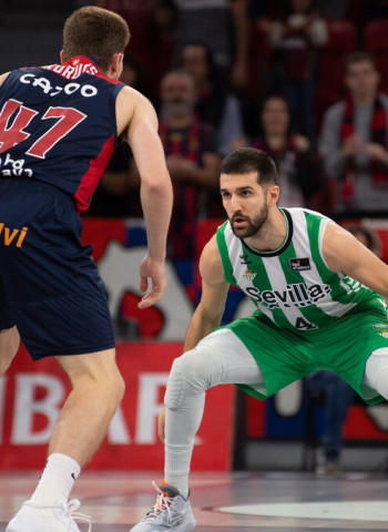 El Cazoo Baskonia reina en mitad de una lluvia de puntos (107-103)