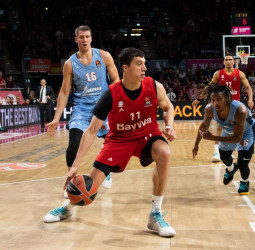 Vladimir Lucic renueva con el Bayern Munich