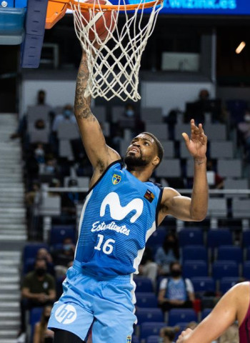 Remontadas, canasta ganadora y una doble prórroga en Alicante para comenzar