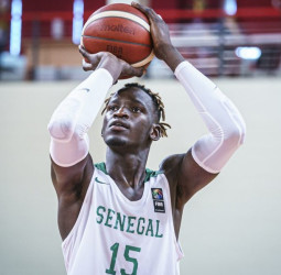 Ibou Badji asegura que el Barça quiere ficharlo, pero el Barcelona lo niega rotundamente