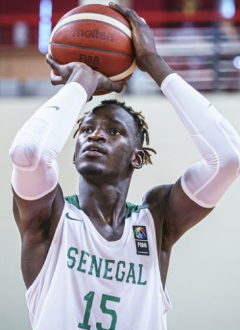Ibou Badji asegura que el Barça quiere ficharlo, pero el Barcelona lo niega rotundamente