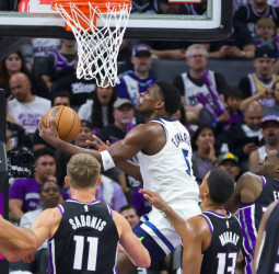 Debut amargo de DeRozan con los Kings ante los Wolves, 117-115