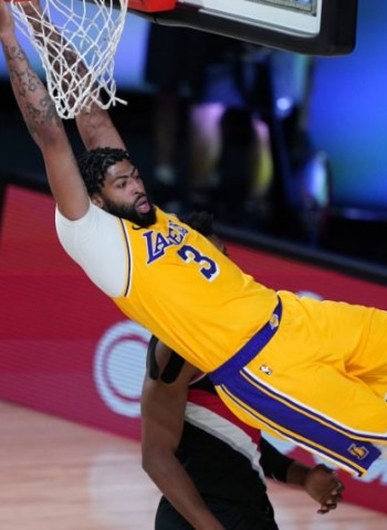 Reacción contundente de los Lakers (88-111) [1-1]