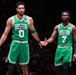 Jayson Tatum y Jaylen Brown, la temible pareja