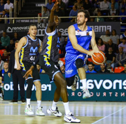 Doble duelo de perseguidores en el estreno de la triple jornada