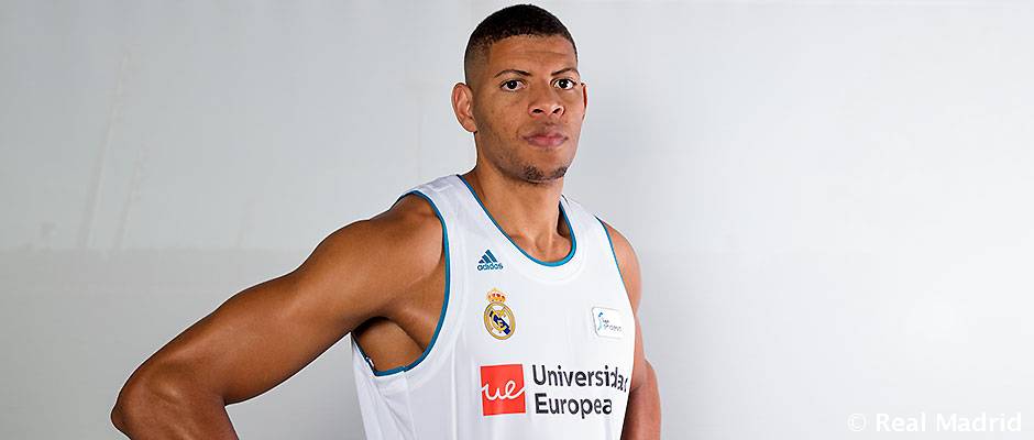 El Real Madrid anuncia el fichaje de Walter Tavares