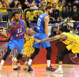 La Virtus Bolonia vuelve a pensar en Cory Higgins