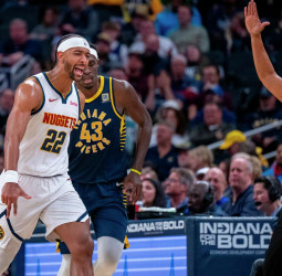 Denver vuelve a la senda de la victoria, 125-116
