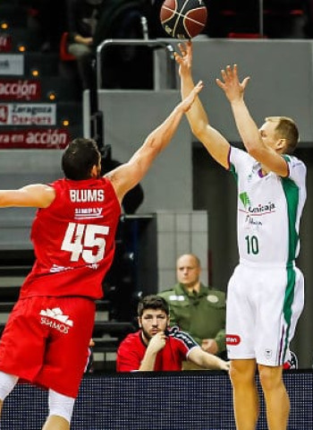Tecnyconta Zaragoza no puede ante un Unicaja muy eficaz (77-102)