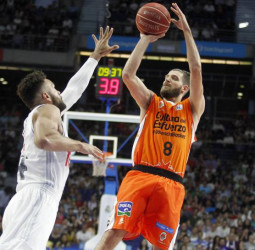 Antoine Diot, dos años más en el Valencia Basket