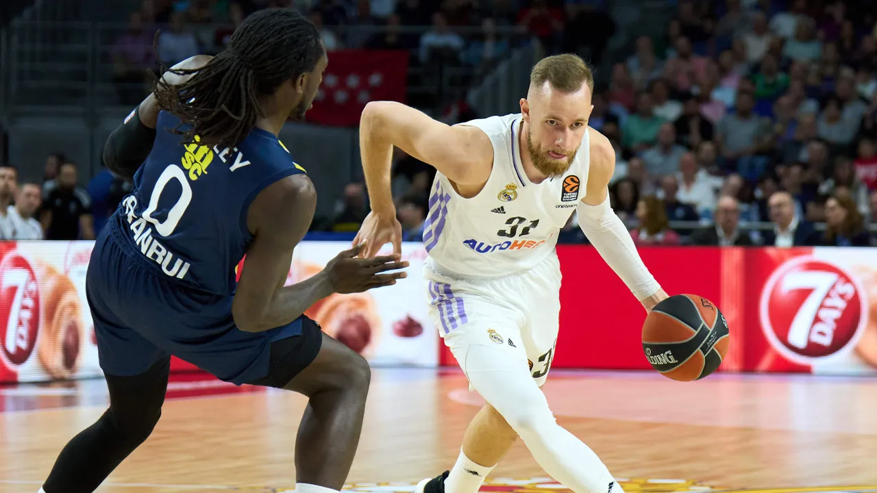 El Madrid se asegura el factor cancha en el playoff, 90-75