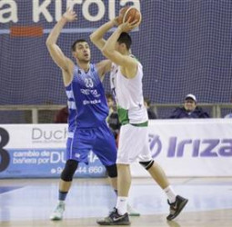 LEB Oro: Los líderes sufren, pero de diferente manera