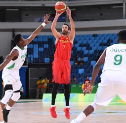 Dosis extra de carácter para doblegar a Nigeria (96-87)