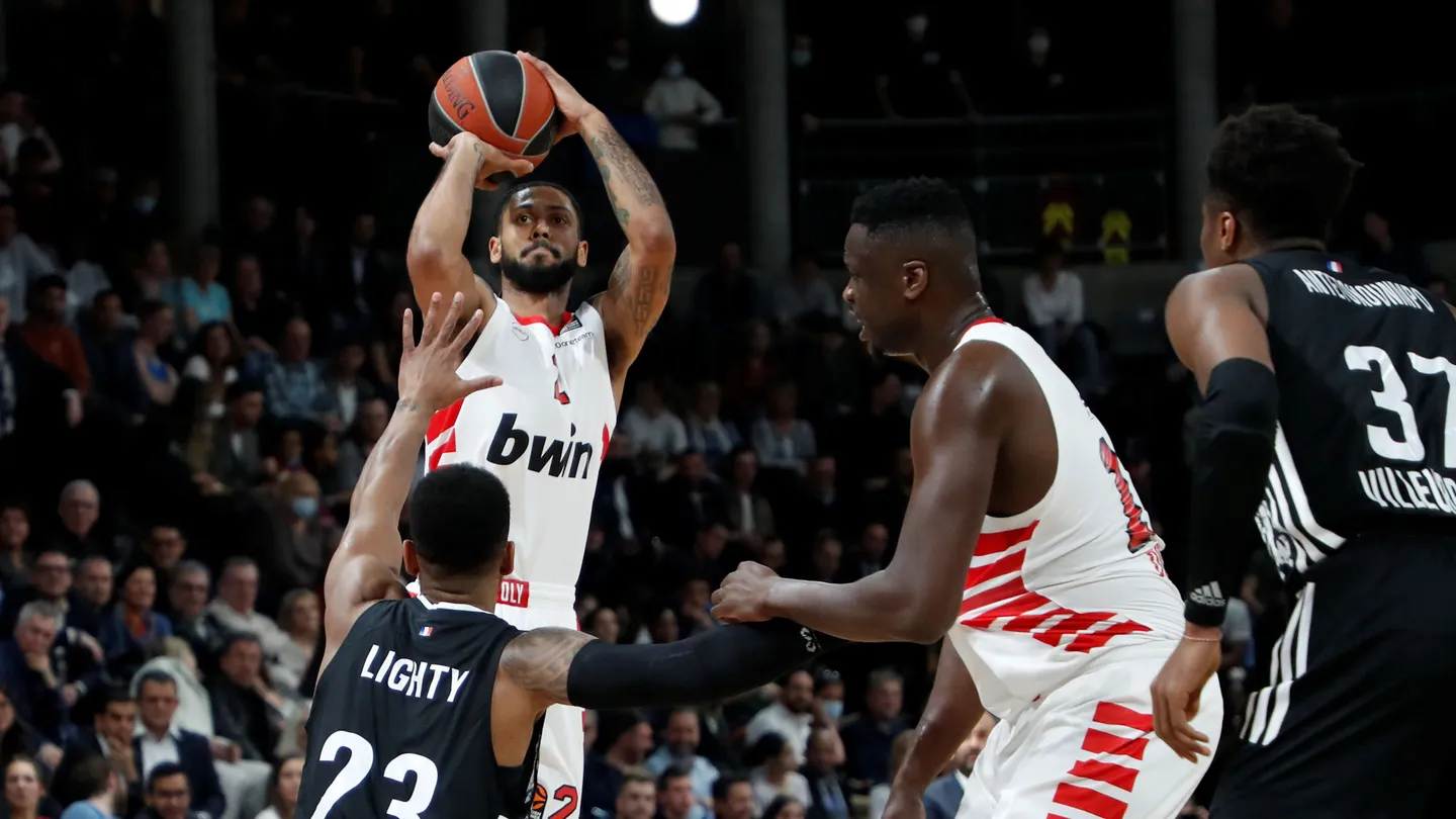 Con la victoria ante el ASVEL, Olympiacos consigue la ventaja de campo (80-94)