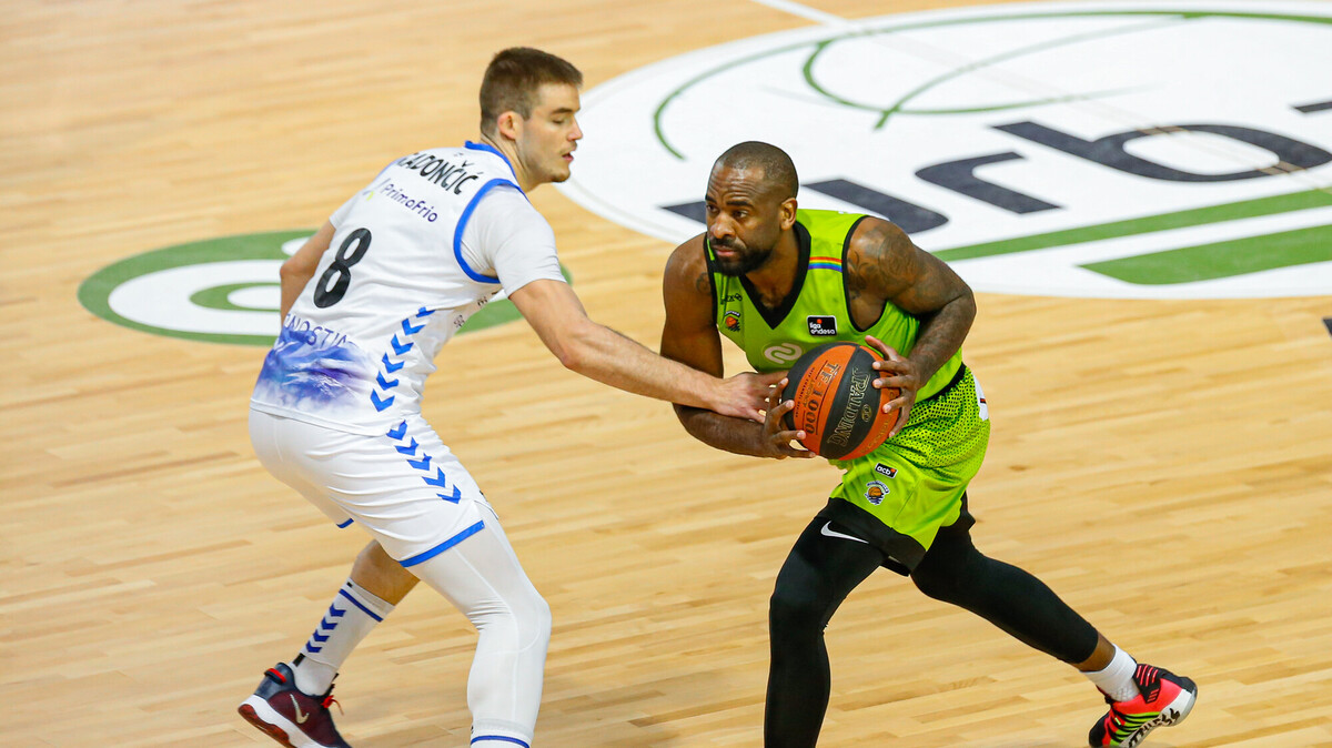 El Acunsa GBC deja escapar el partido ante el Urbas Fuenlabrada (78-74)