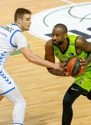 El Acunsa GBC deja escapar el partido ante el Urbas Fuenlabrada (78-74)