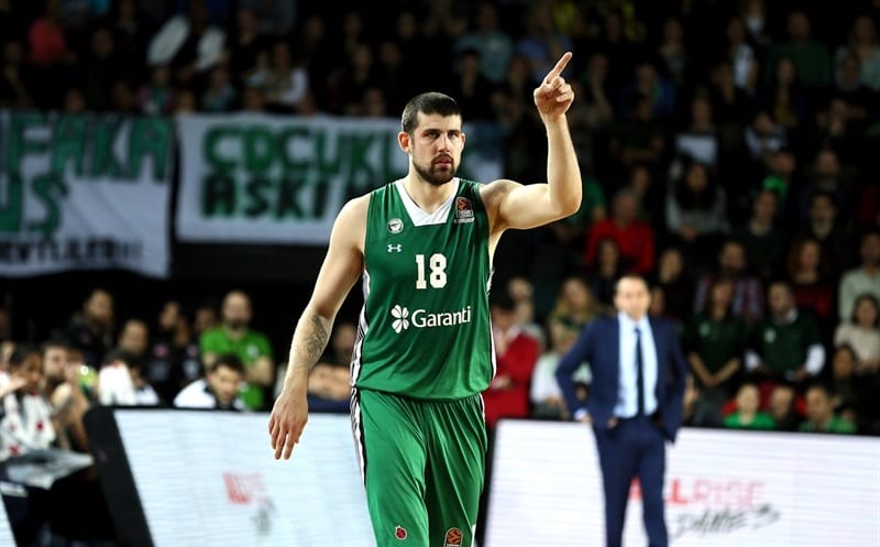 Adrien Moerman está en el mercado