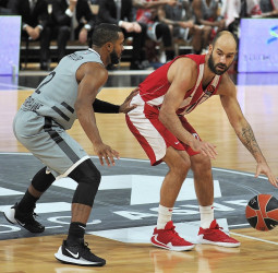 ASVEL Villeurbanne comienza la EuroLiga a lo grande (82-63)