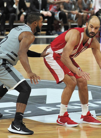 ASVEL Villeurbanne comienza la EuroLiga a lo grande (82-63)