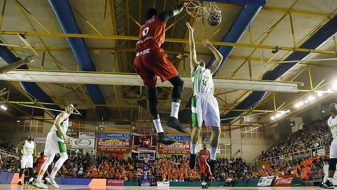 El Montakit Fuenlabrada culmina la remontada ante el Divina Seguros Joventut (83-78)
