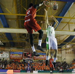 El Montakit Fuenlabrada culmina la remontada ante el Divina Seguros Joventut (83-78)