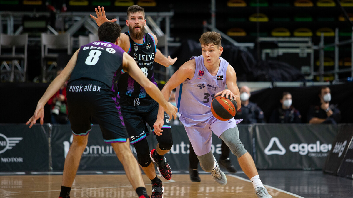 Jokubaitis y Mirotic lideran un claro triunfo del Barça en Miribilla (68-84)