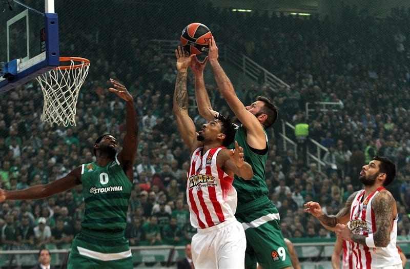 [2-1] Olympiacos remonta y se adelanta en la final helena (64-62)