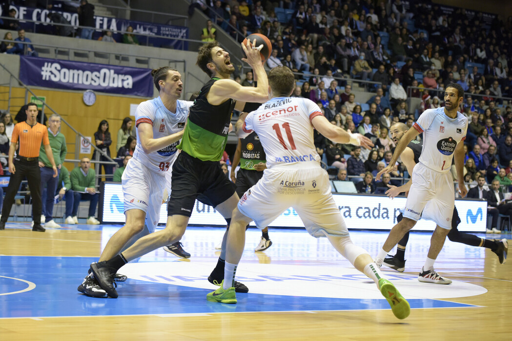 Joventut rompe el partido en el primer cuarto (74-91)