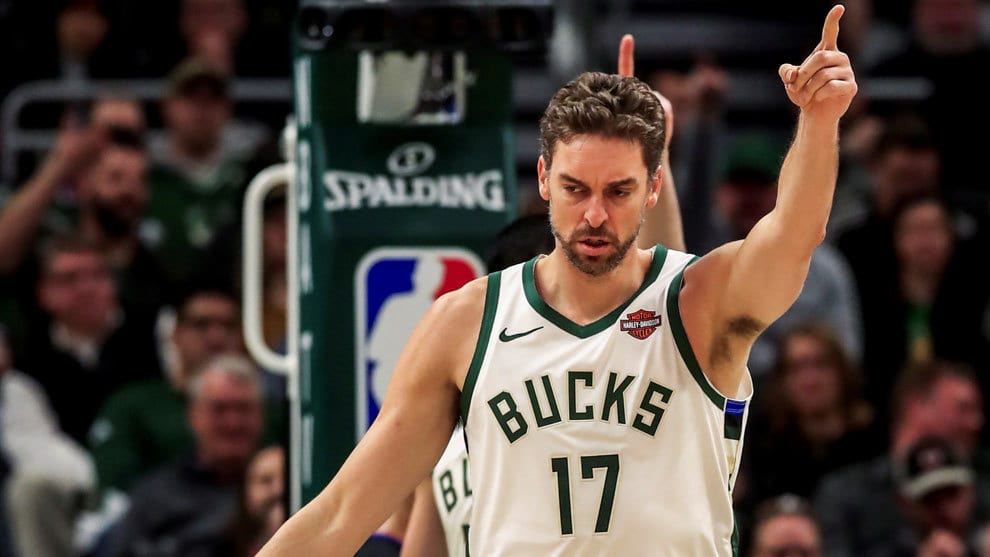 Pau Gasol se lesiona y volverá ya con los playoffs iniciados