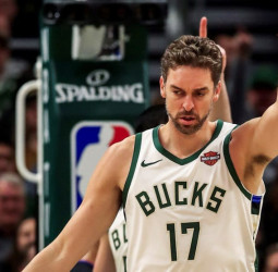 Pau Gasol se lesiona y volverá ya con los playoffs iniciados