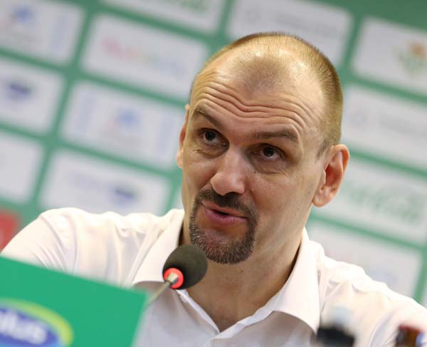 Zan Tabak: “Vamos a intentar dar nuestra mejor versión en Barcelona”