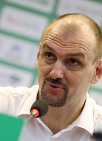 Zan Tabak: “Vamos a intentar dar nuestra mejor versión en Barcelona”