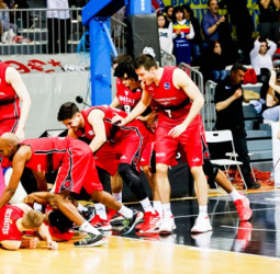 Okoye conquista Andorra para el Tecnyconta Zaragoza (97-99)