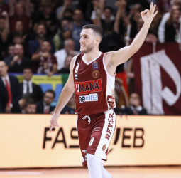 Marco Spissu negocia con el Casademont Zaragoza