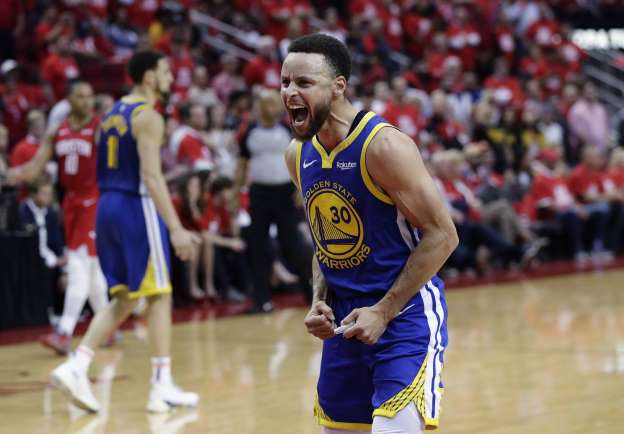 Curry da un paso al frente y clasifica a los Warriors (118-113) [4-2]