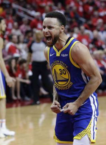 Curry da un paso al frente y clasifica a los Warriors (118-113) [4-2]
