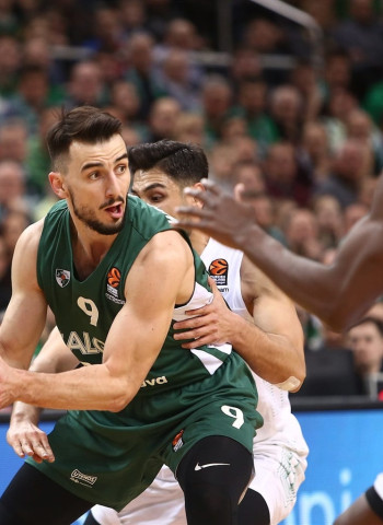 El Zalgiris gana al Darussafaka y se aferra a su sueño de estar en playoffs (94-67)