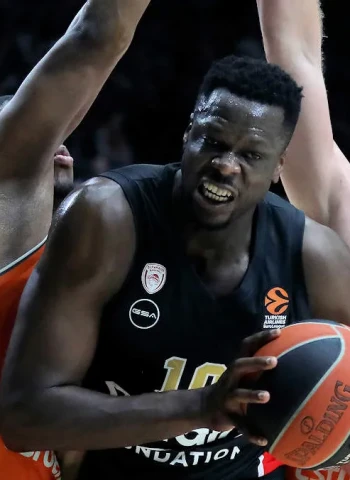 Valencia se queda sin respuesta contra Olympiakos (65-78)