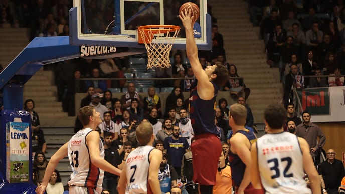 El Rio Natura Monbus peleó, pero al final claudicó ante el oficio blaugrana (62-69)
