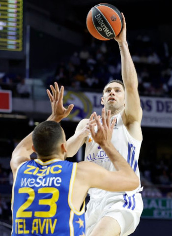 [1-0] El Real Madrid se adelanta (84-74)