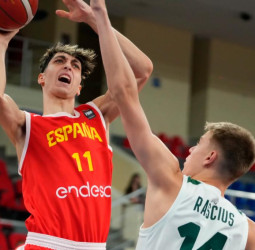 Un afortunado triple de Lituania deja a España sin semis, 90-93