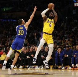 Los Lakers eliminan a los Warriors y pasan de ronda (122-101) [2-4]