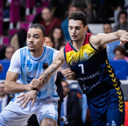Guuk Gipuzkoa deja sin invictos a la Liga del multiliderato