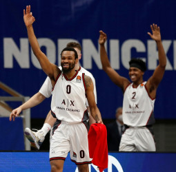 El Armani Milán supera al CSKA Moscú y se coloca segundo (76-84)