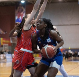 El Barça CBS se impone con claridad a Bembibre (58-39)