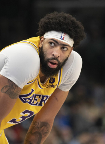Los Kings quieren negociar con los Lakers por el traspaso de Anthony Davis